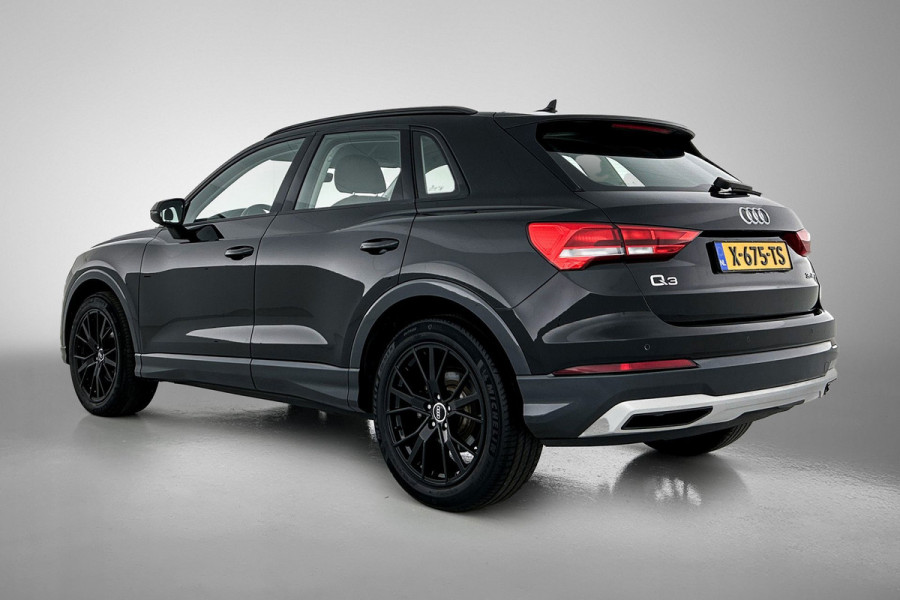Audi Q3 35 TFSI Advanced edition Plus(Goed OnderH, Navi, Carplay, StoelV, Parkeersensoren, Digitale Tellers, Cruise Con, Etc)