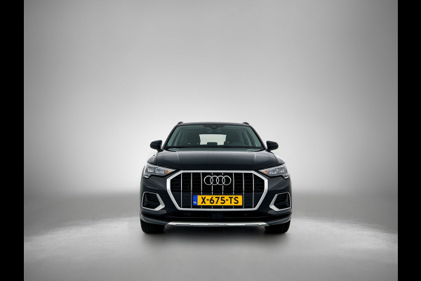 Audi Q3 35 TFSI Advanced edition Plus(Goed OnderH, Navi, Carplay, StoelV, Parkeersensoren, Digitale Tellers, Cruise Con, Etc)