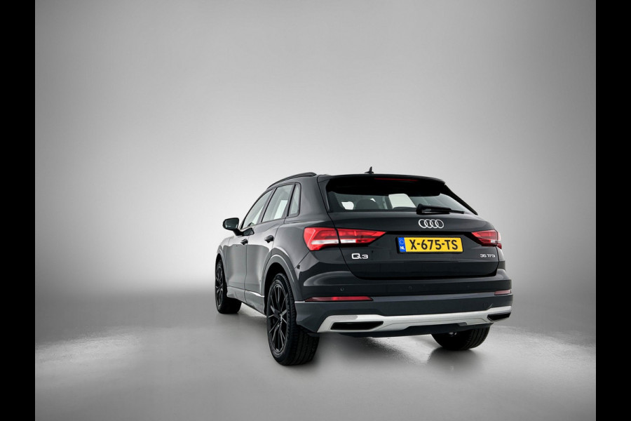 Audi Q3 35 TFSI Advanced edition Plus(Goed OnderH, Navi, Carplay, StoelV, Parkeersensoren, Digitale Tellers, Cruise Con, Etc)
