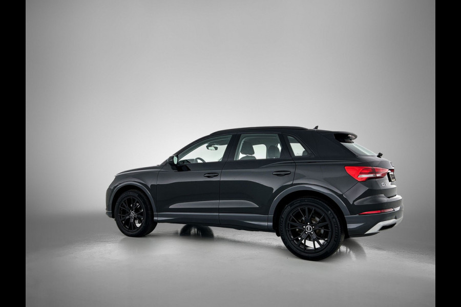 Audi Q3 35 TFSI Advanced edition Plus(Goed OnderH, Navi, Carplay, StoelV, Parkeersensoren, Digitale Tellers, Cruise Con, Etc)