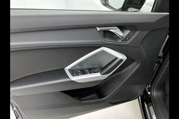 Audi Q3 35 TFSI Advanced edition Plus(Goed OnderH, Navi, Carplay, StoelV, Parkeersensoren, Digitale Tellers, Cruise Con, Etc)