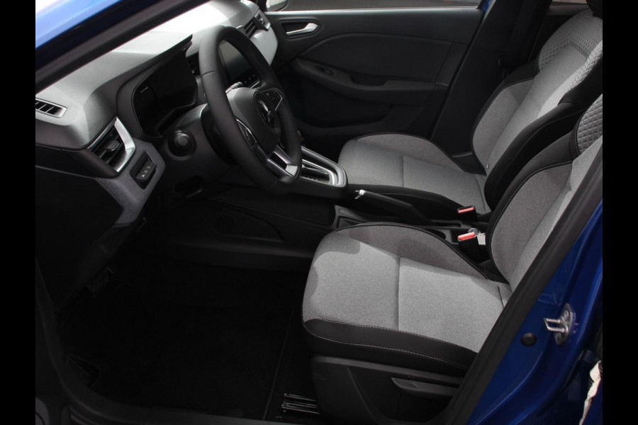 Mitsubishi Colt 1.6 HEV Automaat Intense Navigatie d.m.v. Apple Carplay/Android Auto Camera Climate Control Cruise Control Lichtmetalen velgen Extra Getint Glas Digitale Cockpit