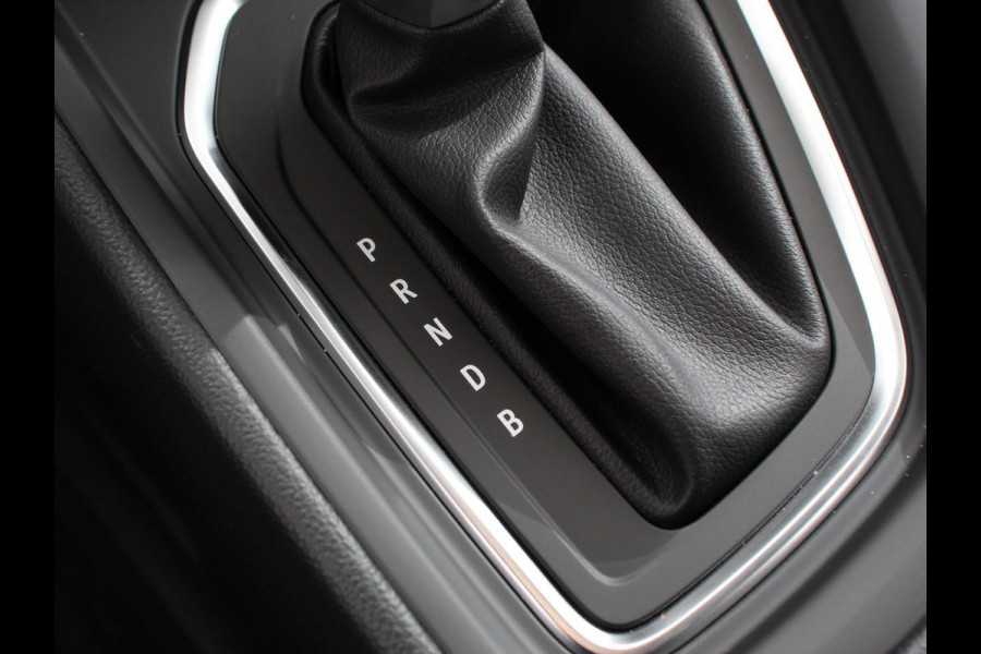 Mitsubishi Colt 1.6 HEV Automaat Intense Navigatie d.m.v. Apple Carplay/Android Auto Camera Climate Control Cruise Control Lichtmetalen velgen Extra Getint Glas Digitale Cockpit