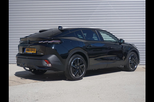 Peugeot 408 1.6 HYbrid 225 EAT8 GT