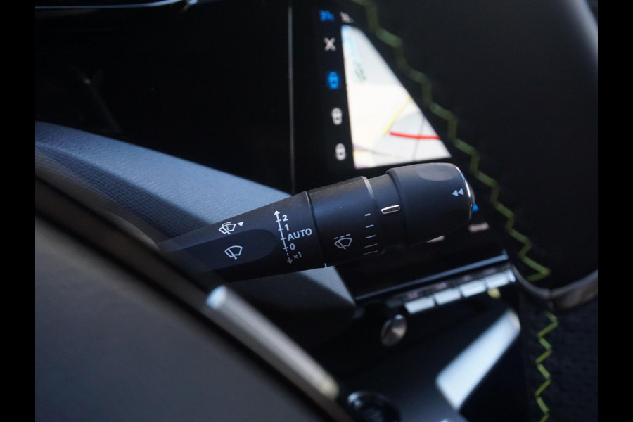 Peugeot 408 1.6 HYbrid 225 EAT8 GT