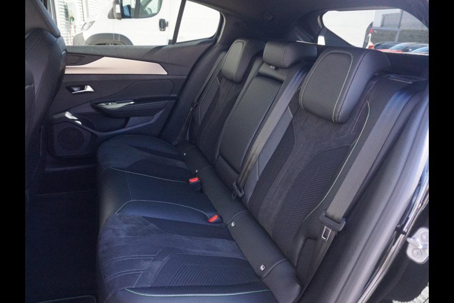 Peugeot 408 1.6 HYbrid 225 EAT8 GT