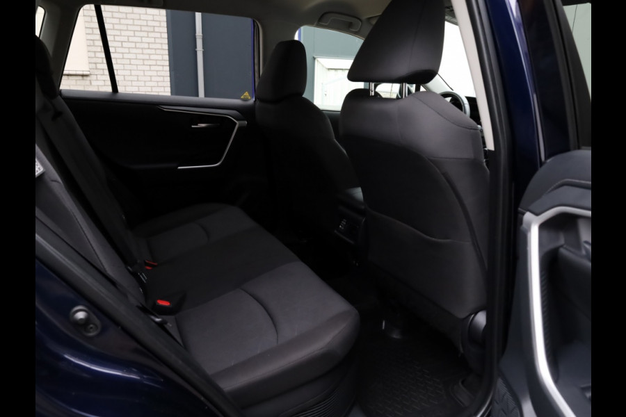 Toyota RAV4 2.5 Hybrid Active | Parkeersensoren | Stoelverwarming | Trekhaak