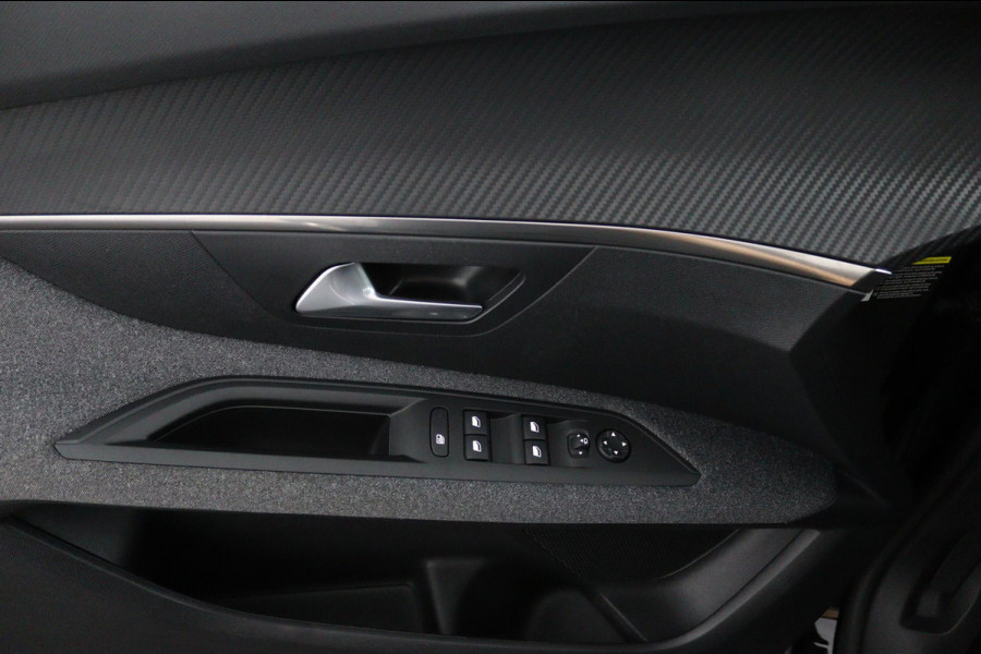 Peugeot 3008 1.2 PureTech Bleu*NAVI*ECC*CRUISE*CAMERA*CARPLAY* Peugeot 3008 1.2 PureTech Bleu*NAVI*ECC*CRUISE*CAMERA*CARPLAY*