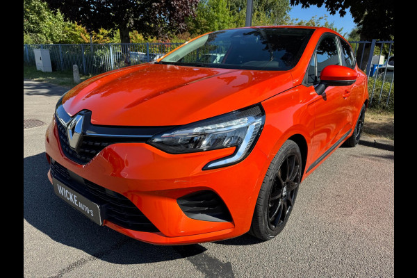 Renault Clio 1.6 E-Tech Hybrid 140 Intens Sterrenhemel Stoelverw.