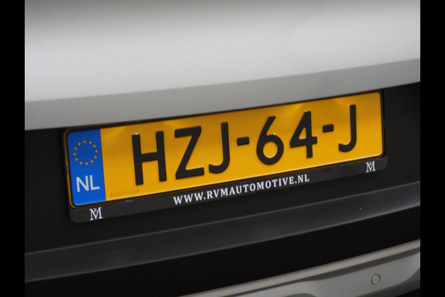 Renault Captur Techno VAN: 26.900,- VOOR: 23.877,- UW HERFSTVOORDEEL: 2.023,- Plug-in Hybride | Camera | Navi | Complete nette auto | Rijklaar met 12 mnd BOVAG garantie
