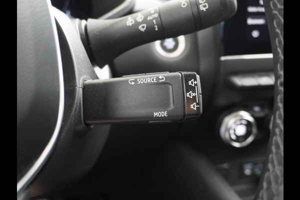 Renault Captur Techno VAN: 26.900,- VOOR: 23.877,- UW HERFSTVOORDEEL: 2.023,- Plug-in Hybride | Camera | Navi | Complete nette auto | Rijklaar met 12 mnd BOVAG garantie