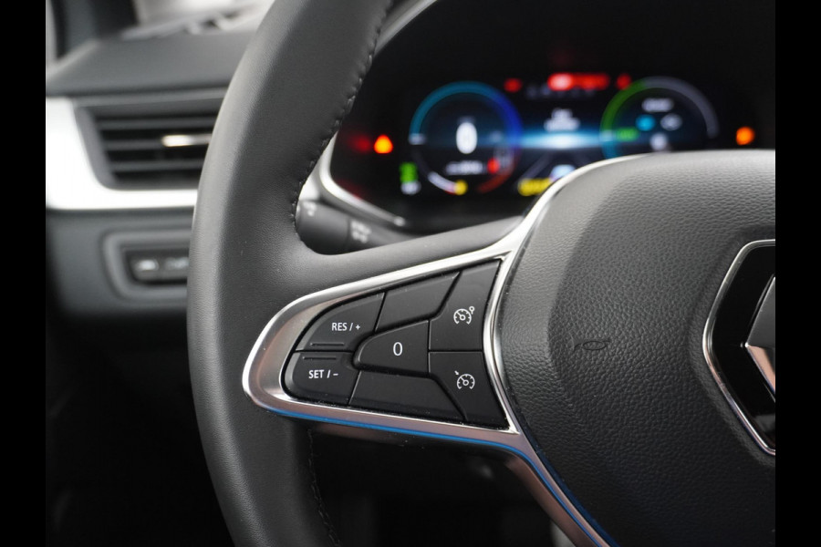 Renault Captur Techno VAN: 26.900,- VOOR: 23.877,- UW HERFSTVOORDEEL: 2.023,- Plug-in Hybride | Camera | Navi | Complete nette auto | Rijklaar met 12 mnd BOVAG garantie
