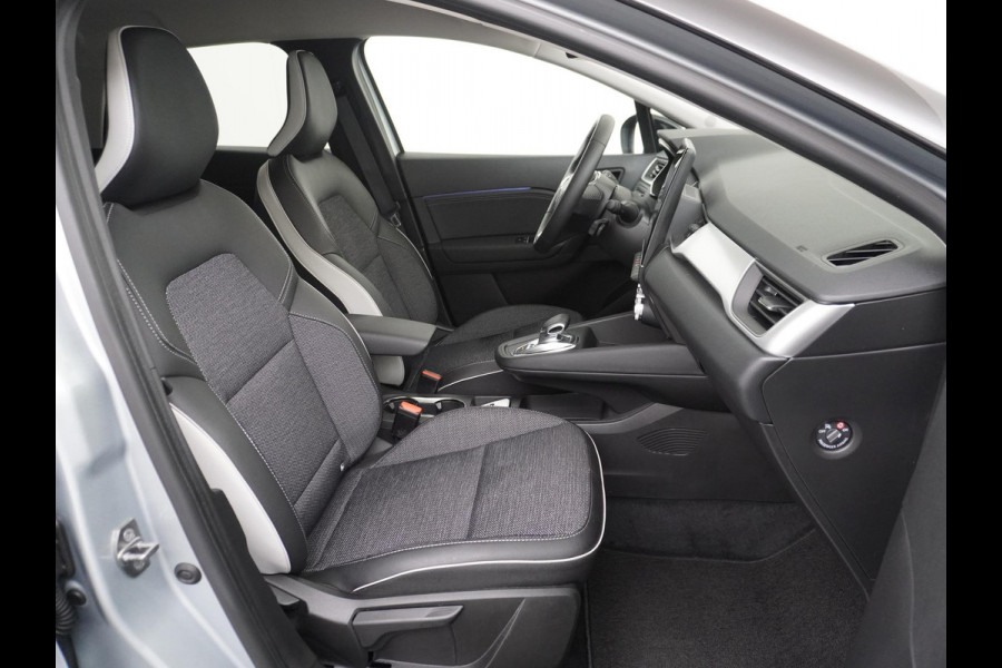 Renault Captur Techno VAN: 26.900,- VOOR: 23.877,- UW HERFSTVOORDEEL: 2.023,- Plug-in Hybride | Camera | Navi | Complete nette auto | Rijklaar met 12 mnd BOVAG garantie
