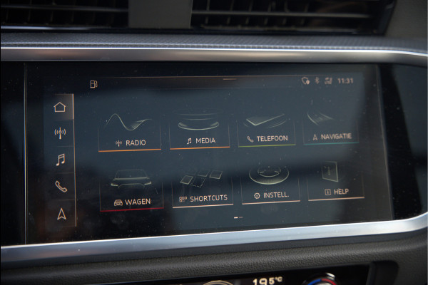 Audi Q3 40 TFSI quattro S Line Pro Line S | 190 PK | Panoramadak | Matrix Led | Stoelverwarming | Leer | Dodehoekdetectie | Automaat | BTW | Black Edition | Cruise Control | Virtual | Navigatie | Dealer Onderhouden |