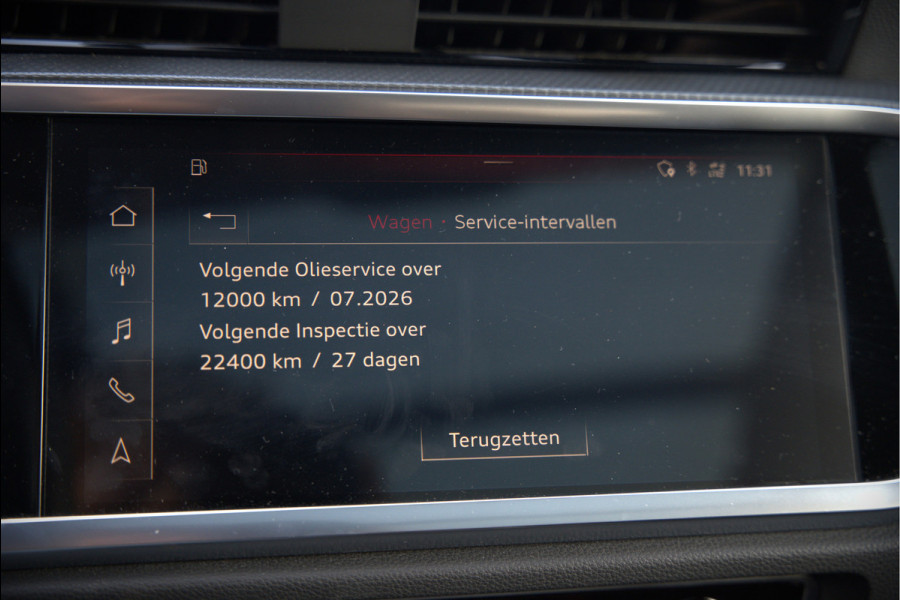 Audi Q3 40 TFSI quattro S Line Pro Line S | 190 PK | Panoramadak | Matrix Led | Stoelverwarming | Leer | Dodehoekdetectie | Automaat | BTW | Black Edition | Cruise Control | Virtual | Navigatie | Dealer Onderhouden |