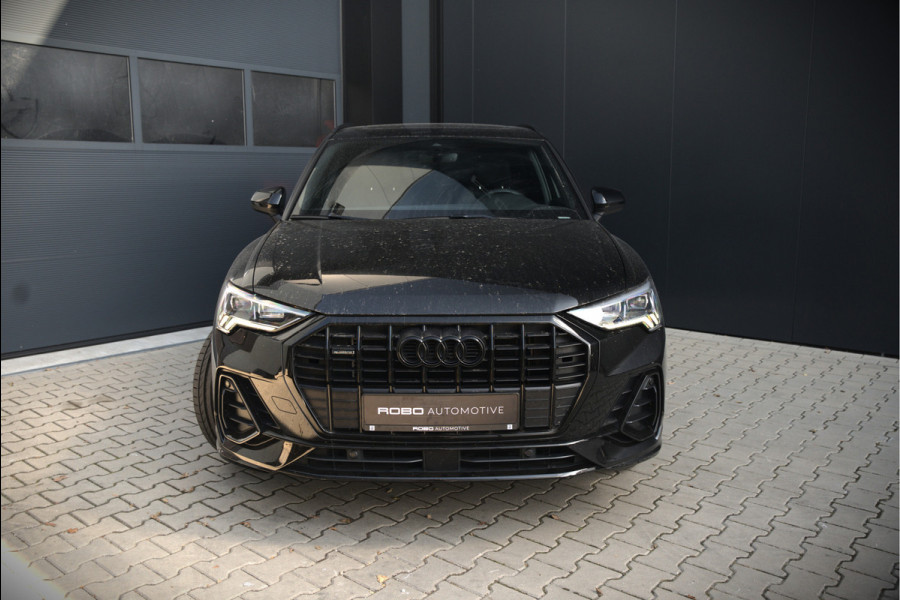 Audi Q3 40 TFSI quattro S Line Pro Line S | 190 PK | Panoramadak | Matrix Led | Stoelverwarming | Leer | Dodehoekdetectie | Automaat | BTW | Black Edition | Cruise Control | Virtual | Navigatie | Dealer Onderhouden |