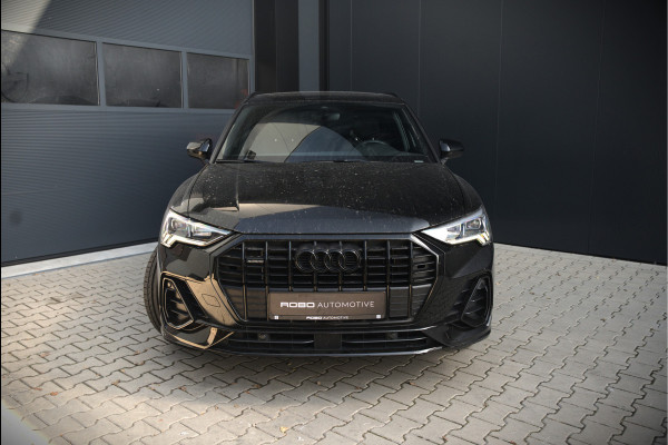 Audi Q3 40 TFSI quattro S Line Pro Line S | 190 PK | Panoramadak | Matrix Led | Stoelverwarming | Leer | Dodehoekdetectie | Automaat | BTW | Black Edition | Cruise Control | Virtual | Navigatie | Dealer Onderhouden |