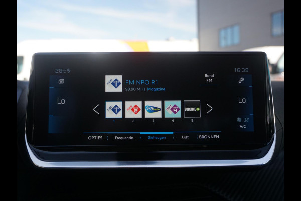 Peugeot 2008 1.2 Turbo Allure Pack