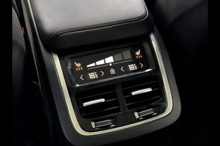 Volvo XC60 2.0 T6 AWD Momentum | Pano, Luchtvering, 360 Camera, Stoelverw., Carplay/Android, Virt. Cockp. | 1e Eigenaar |