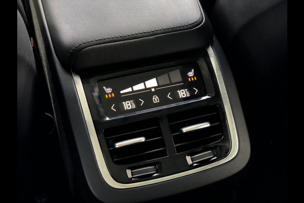 Volvo XC60 2.0 T6 AWD Momentum | Pano, Luchtvering, 360 Camera, Stoelverw., Carplay/Android, Virt. Cockp. | 1e Eigenaar |