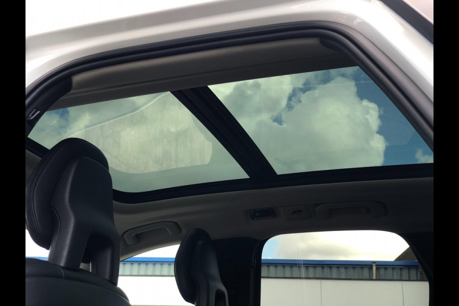 Volvo XC60 2.0 T6 AWD Momentum | Pano, Luchtvering, 360 Camera, Stoelverw., Carplay/Android, Virt. Cockp. | 1e Eigenaar |