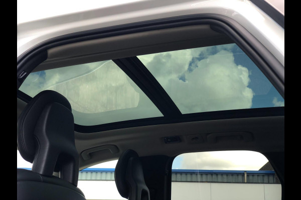 Volvo XC60 2.0 T6 AWD Momentum | Pano, Luchtvering, 360 Camera, Stoelverw., Carplay/Android, Virt. Cockp. | 1e Eigenaar |
