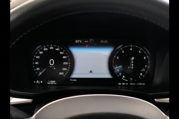 Volvo XC60 2.0 T6 AWD Momentum | Pano, Luchtvering, 360 Camera, Stoelverw., Carplay/Android, Virt. Cockp. | 1e Eigenaar |