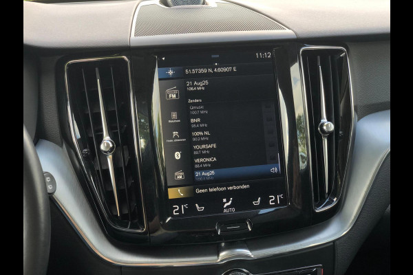 Volvo XC60 2.0 T6 AWD Momentum | Pano, Luchtvering, 360 Camera, Stoelverw., Carplay/Android, Virt. Cockp. | 1e Eigenaar |