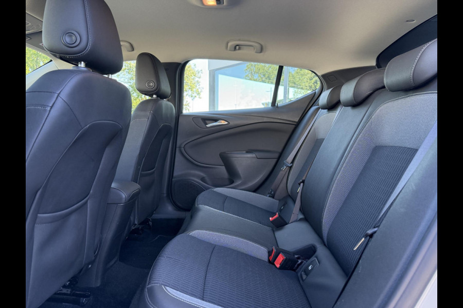 Opel Astra 1.2 Business Elegance | AC Climate | Navi | Camera | Trekhaak