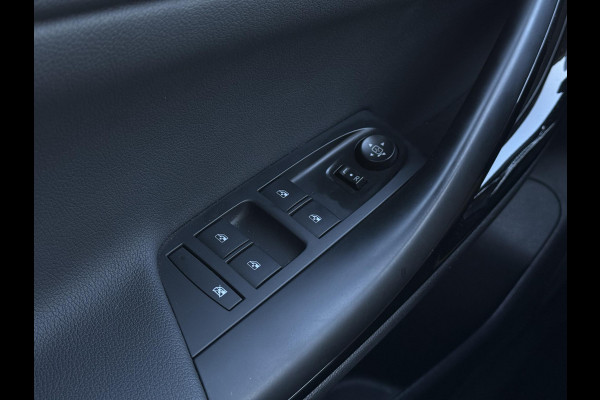Opel Astra 1.2 Business Elegance | AC Climate | Navi | Camera | Trekhaak