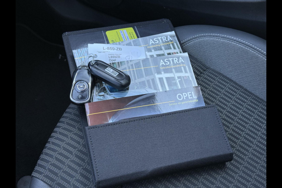 Opel Astra 1.2 Business Elegance | AC Climate | Navi | Camera | Trekhaak