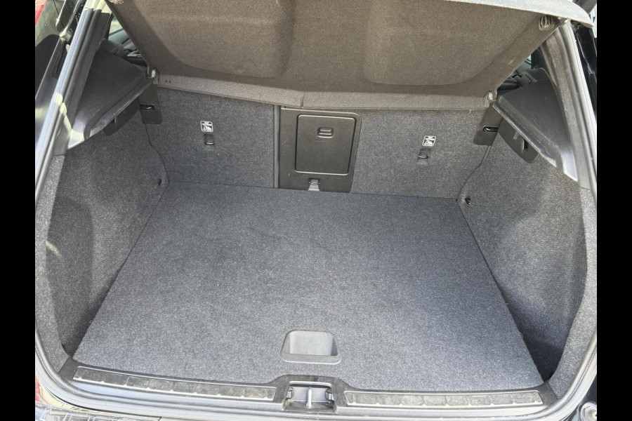 Volvo XC40 2.0 T4 R-Design|DEALER ONDERHOUDEN|MEMORY|PANO|HARMANKARDON