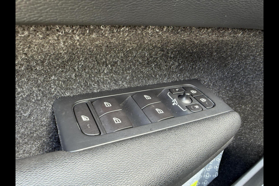 Volvo XC40 2.0 T4 R-Design|DEALER ONDERHOUDEN|MEMORY|PANO|HARMANKARDON