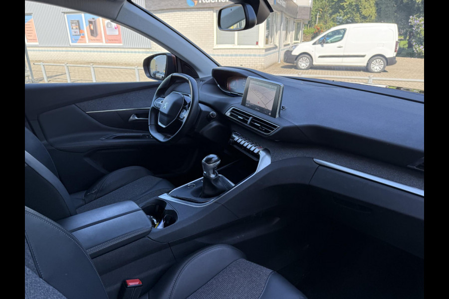 Peugeot 3008 1.5 BlueHDi Premium | LED | Trekhaak | I-Cockpit | 20 inch |