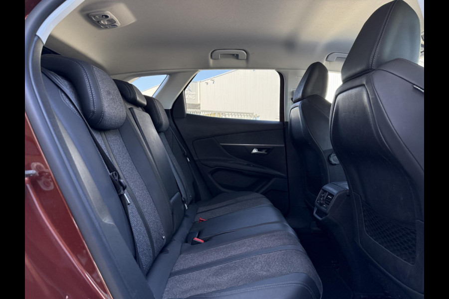 Peugeot 3008 1.5 BlueHDi Premium | LED | Trekhaak | I-Cockpit | 20 inch |