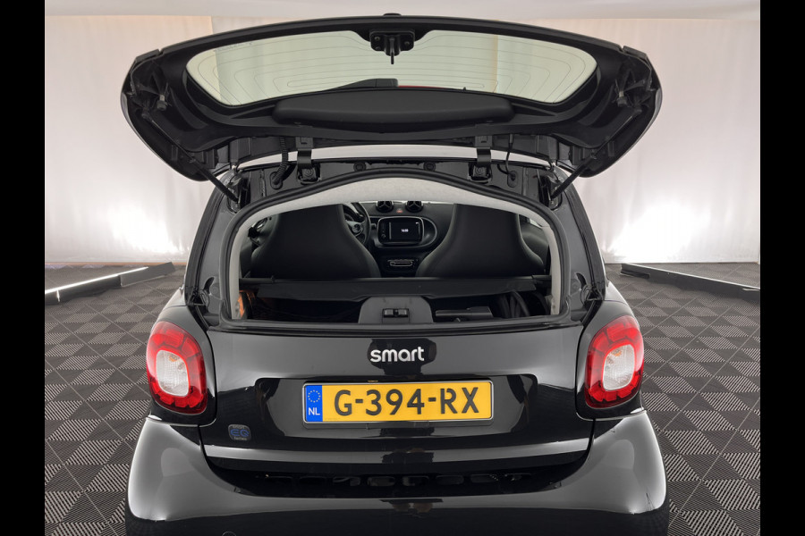 Smart Fortwo EQ Business Solution 18 kWh [3-Fase] ( SOH-93%) Aut. *PANO | LUXURY-LEATHER | NAVI-FULLMAP | CAMERA | HEATED-COMFORTSEATS | AIRCO | CRUISE | AMBIENT-LIGHT | 15''ALU*