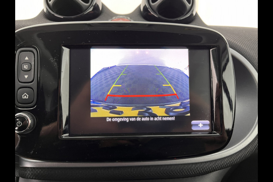 Smart Fortwo EQ Business Solution 18 kWh [3-Fase] ( SOH-93%) Aut. *PANO | LUXURY-LEATHER | NAVI-FULLMAP | CAMERA | HEATED-COMFORTSEATS | AIRCO | CRUISE | AMBIENT-LIGHT | 15''ALU*