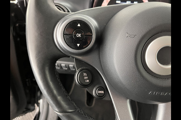 Smart Fortwo EQ Business Solution 18 kWh [3-Fase] ( SOH-93%) Aut. *PANO | LUXURY-LEATHER | NAVI-FULLMAP | CAMERA | HEATED-COMFORTSEATS | AIRCO | CRUISE | AMBIENT-LIGHT | 15''ALU*