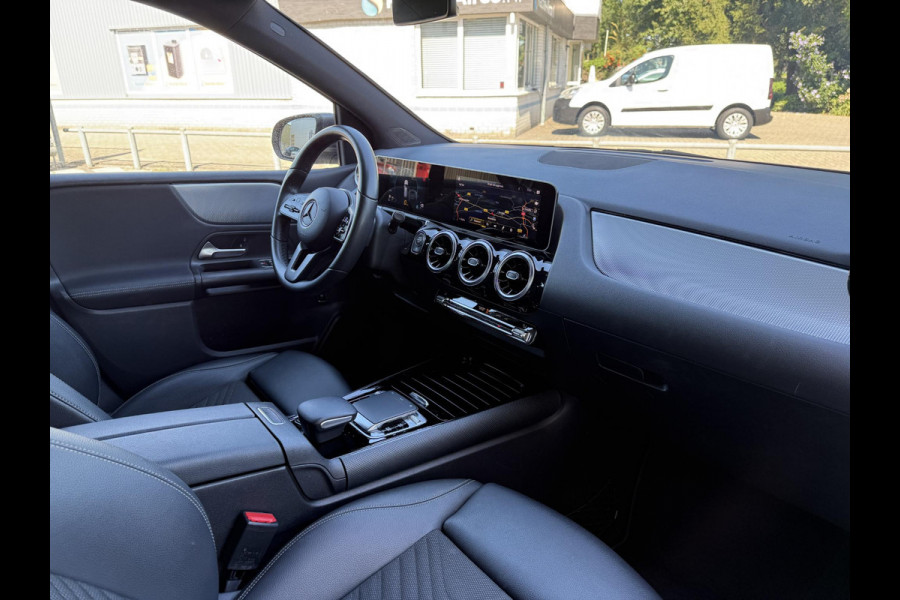 Mercedes-Benz B-Klasse 180 Aut. Style Advantage | LED | Navi | LMV |
