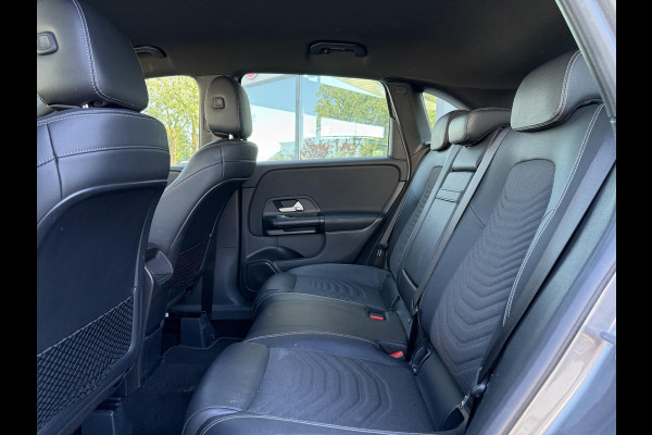 Mercedes-Benz B-Klasse 180 Aut. Style Advantage | LED | Navi | LMV |