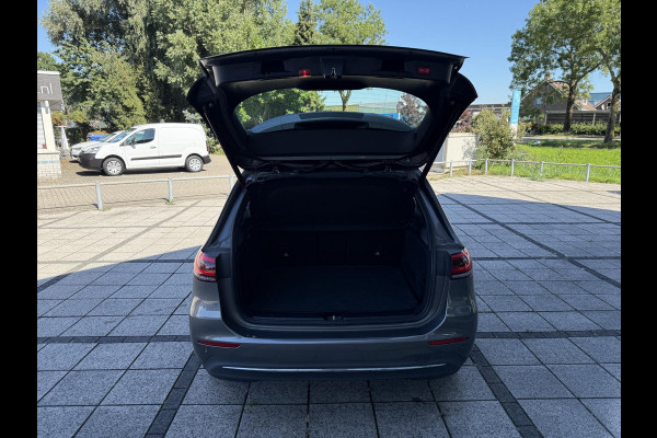 Mercedes-Benz B-Klasse 180 Aut. Style Advantage | LED | Navi | LMV |