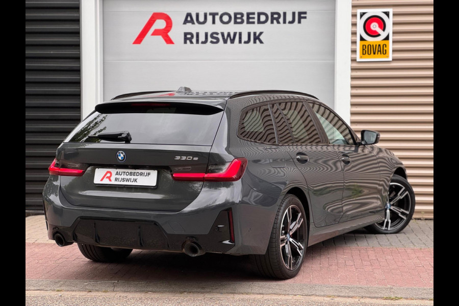 BMW 3 Serie Touring 330e Pano/Memory/H&K/360/HuD