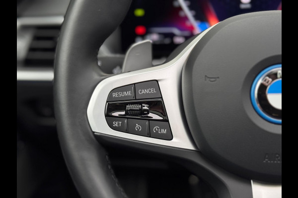 BMW 3 Serie Touring 330e Pano/Memory/H&K/360/HuD