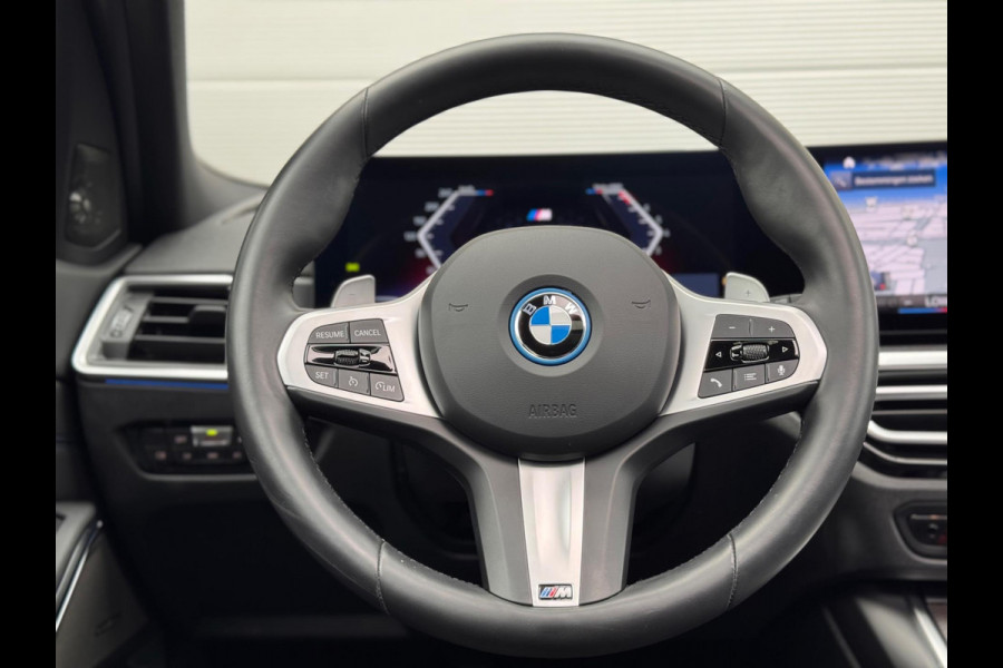 BMW 3 Serie Touring 330e Pano/Memory/H&K/360/HuD