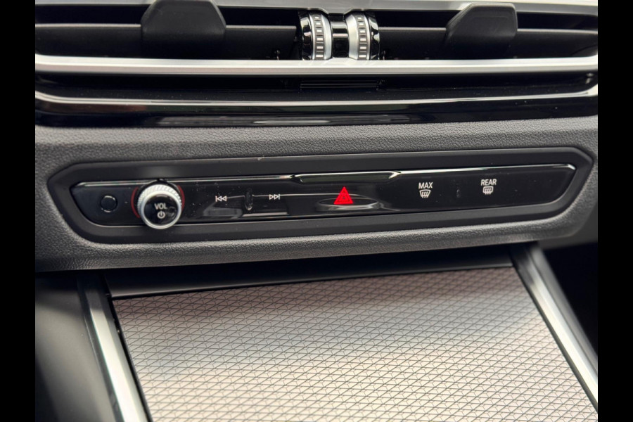 BMW 3 Serie Touring 330e Pano/Memory/H&K/360/HuD