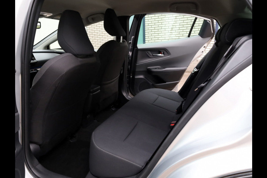 Toyota Prius 2.0 Plug-in Executive | El. Achterklep | Stoel/Stuurwielverwarm