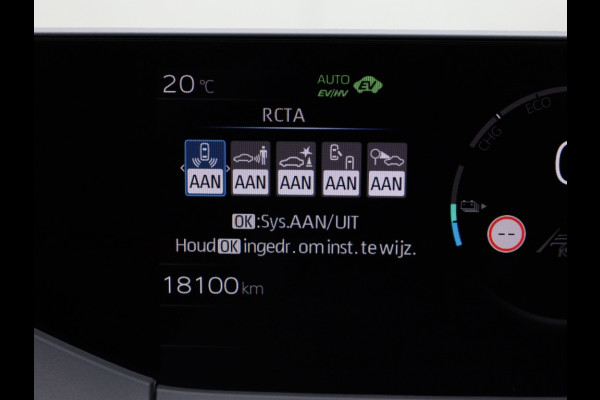 Toyota Prius 2.0 Plug-in Executive | El. Achterklep | Stoel/Stuurwielverwarm