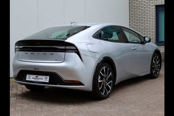 Toyota Prius 2.0 Plug-in Executive | El. Achterklep | Stoel/Stuurwielverwarm
