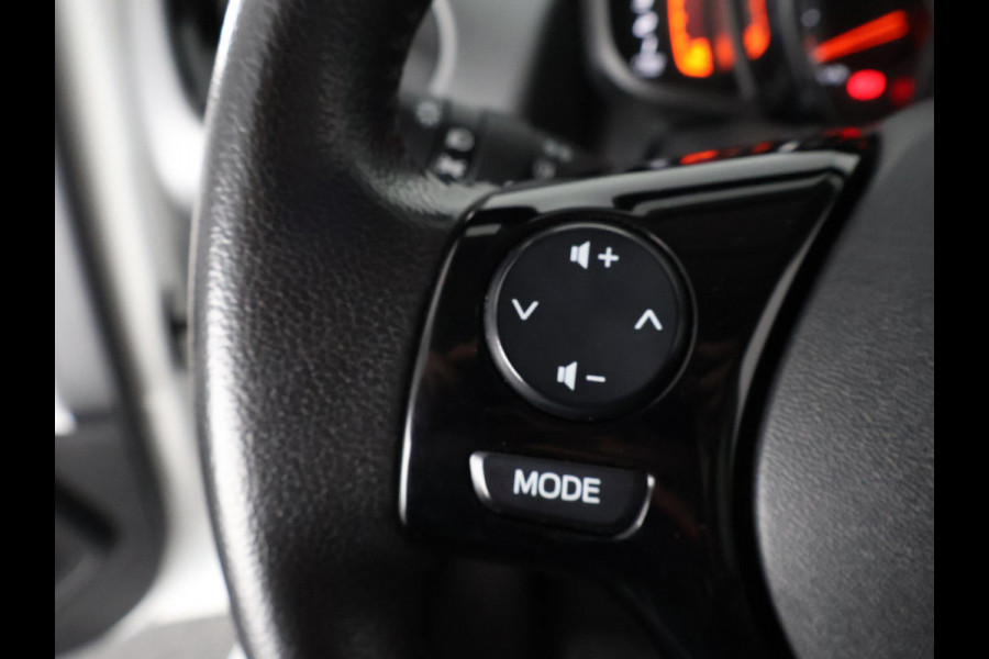 Toyota Aygo 1.0 VVT-i X-PLAY BITONE CARPLAY NAVI AIRCO. CAMERA. BLUETOOTH.
