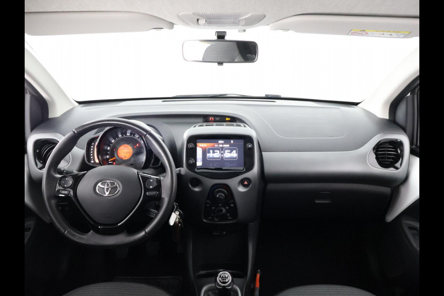 Toyota Aygo 1.0 VVT-i X-PLAY BITONE CARPLAY NAVI AIRCO. CAMERA. BLUETOOTH.